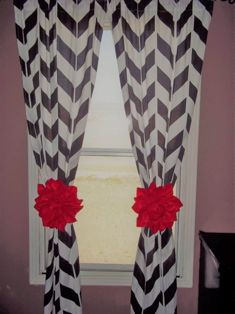 Easy DIY Curtain Tie Backs