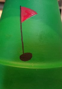 Golf gift for dad for father's day. Father's day homemade gifts from kids. This fathers day golf craft is an unusual golf gift that any golfer will love.