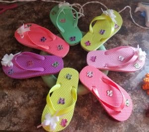 Easy Diy Flip Flop Wreath Summer Door Decor Cassie Smallwood