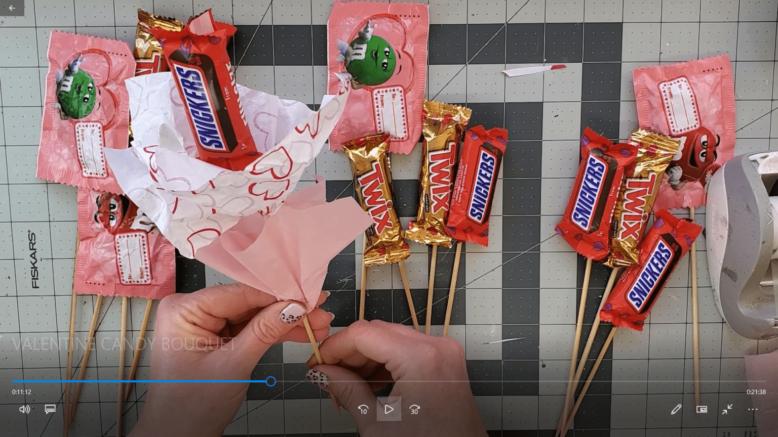 How To Make A Beautiful DIY Candy Bouquet For Valentine's Day - Cassie ...