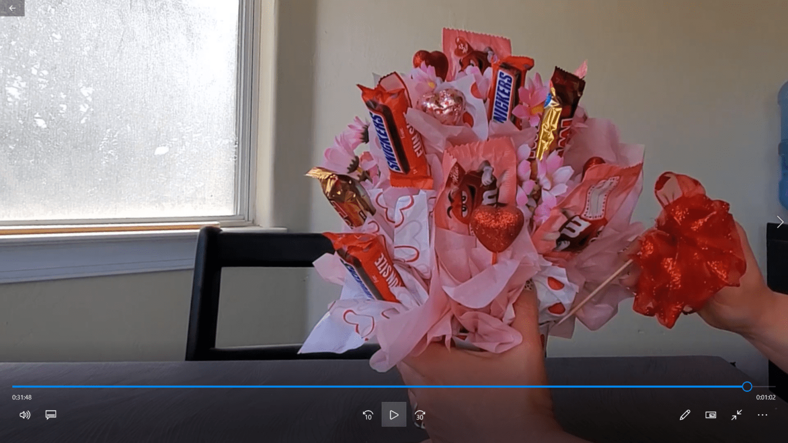 How To Make A Beautiful DIY Candy Bouquet For Valentine's Day - Cassie ...