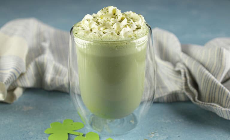 Matcha Frappuccino (Starbucks Copycat Recipe)