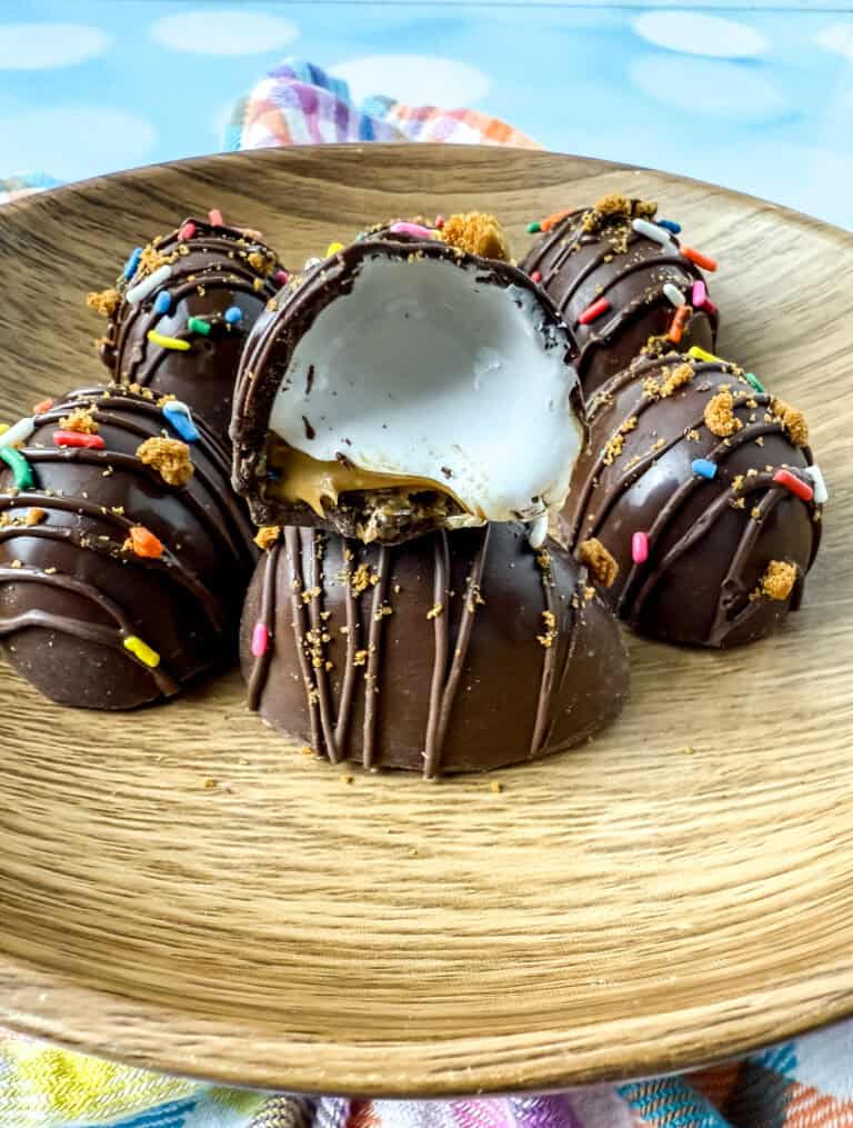 Chocolate Marshmallow Biscoff Easter Eggs